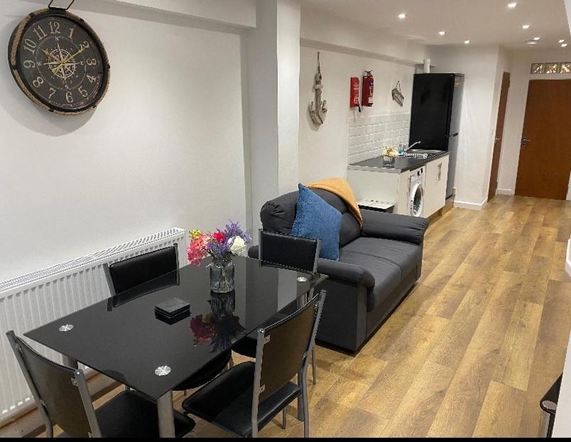 Teign Treasure Trove 1Bed Groundfloor 2Mins 2Beach Apartment Тинмут Екстериор снимка