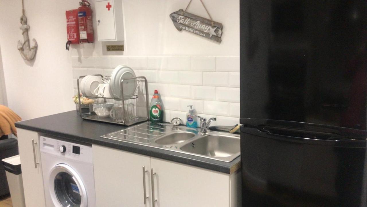 Teign Treasure Trove 1Bed Groundfloor 2Mins 2Beach Apartment Тинмут Екстериор снимка