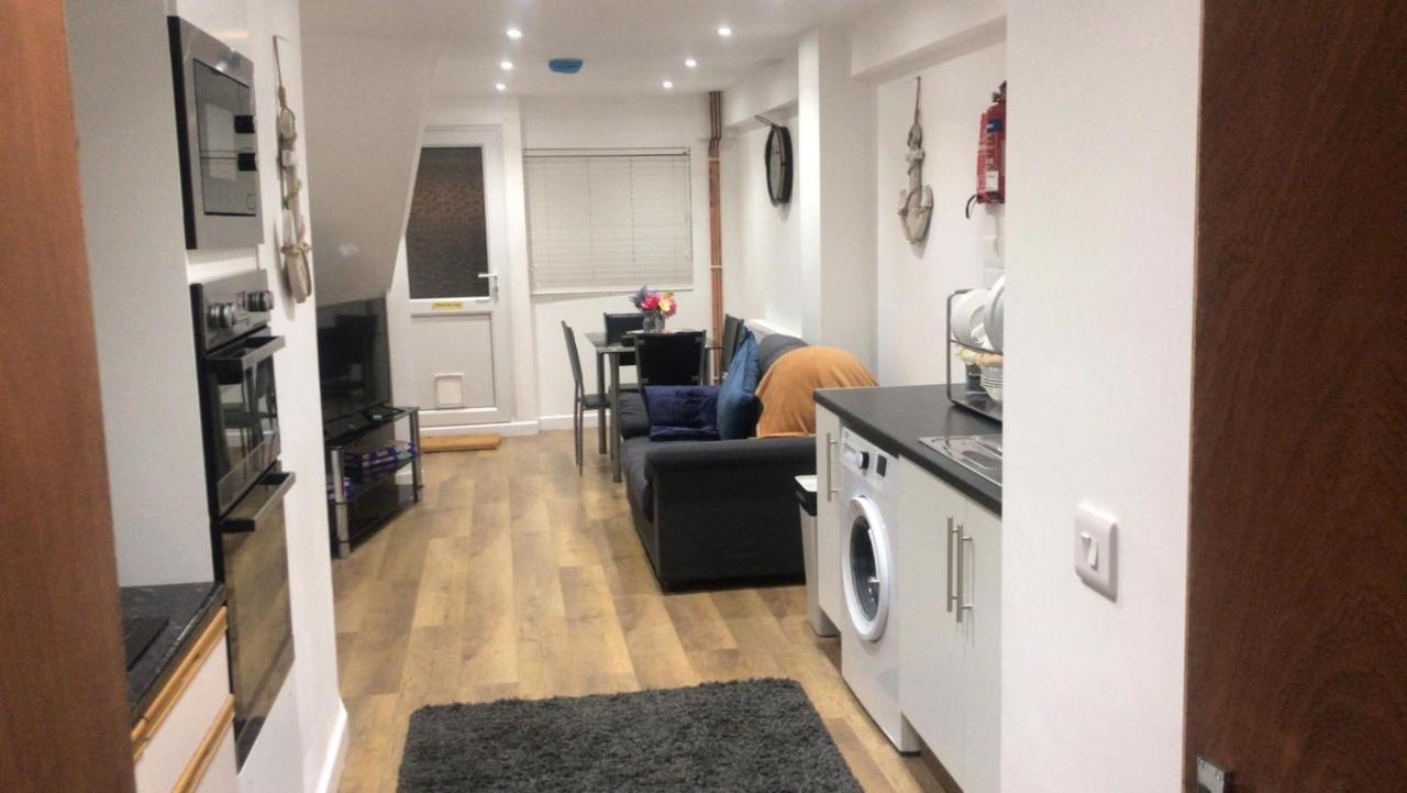 Teign Treasure Trove 1Bed Groundfloor 2Mins 2Beach Apartment Тинмут Екстериор снимка